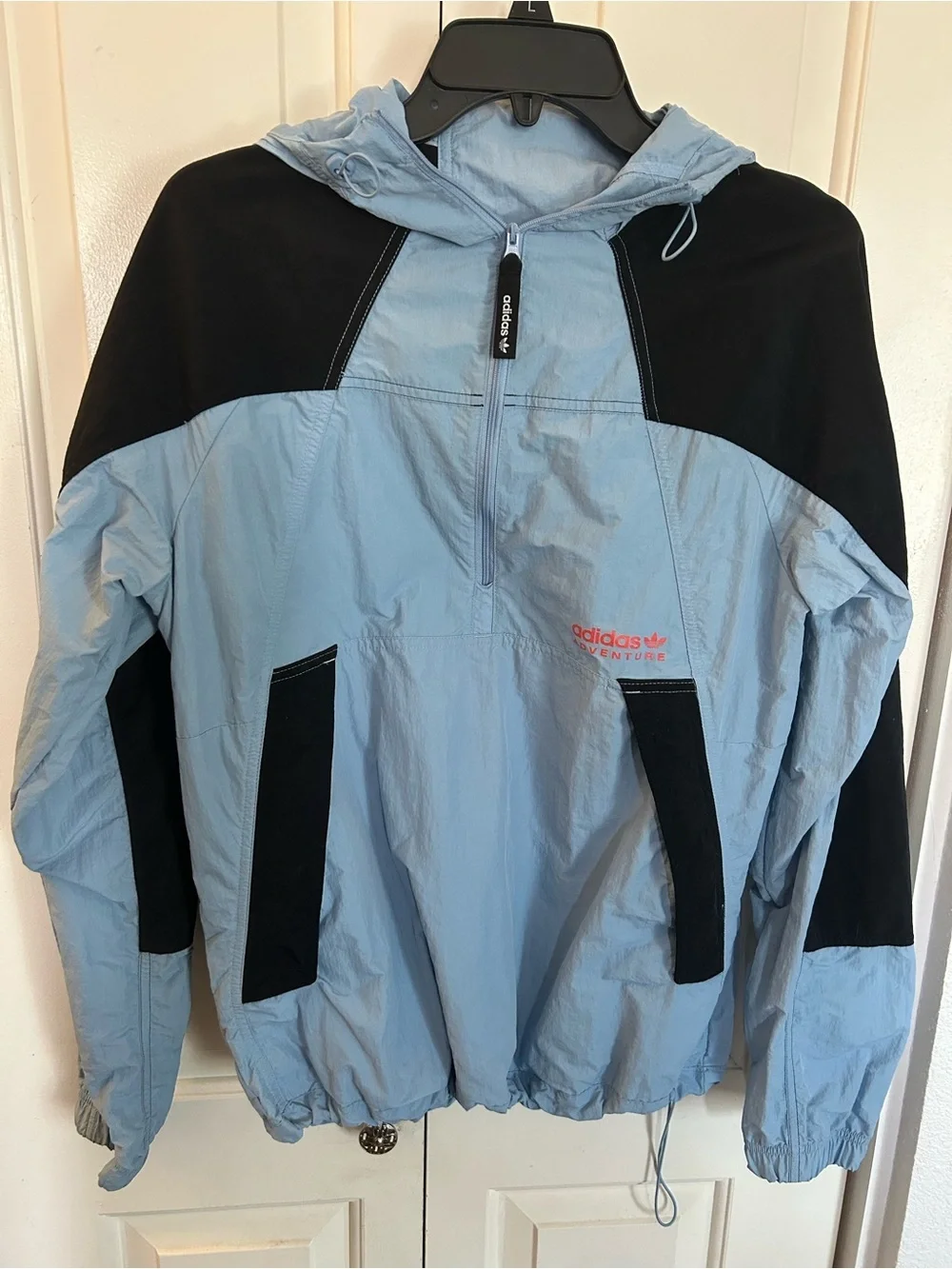 Adidas Adventure Windbreaker 1/2 Zip Jacket Zipper Kangaroo Pocket Size Small - Picture 1 of 9